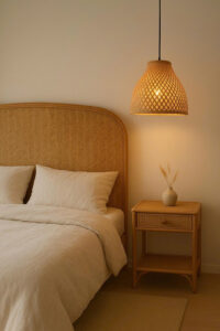 Đồ trang trí tre đan trong phòng ngủ